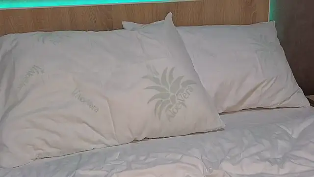 Snapshot of Pisypussy chatting on September 28, 2025, 6:04 pm Pisypussy online show from September 28, 2025, 6:04 pm