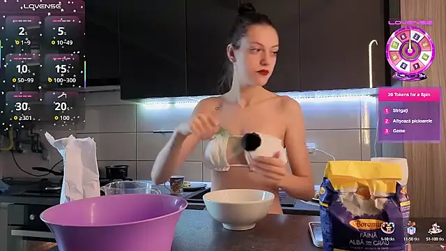 Snapshot of Pisypussy chatting on October 7, 2025, 6:14 am Pisypussy online show from October 7, 2025, 6:14 am