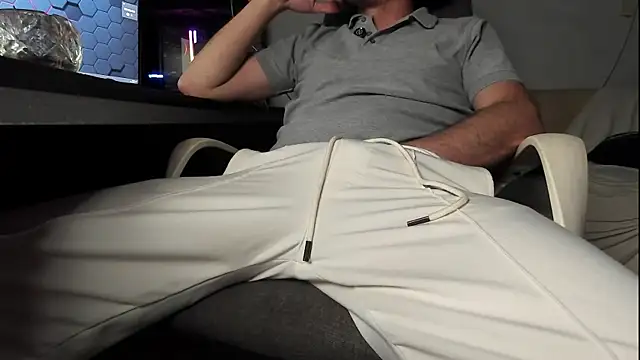 DiositoHerus online show from April 19, 2026, 4:46 am