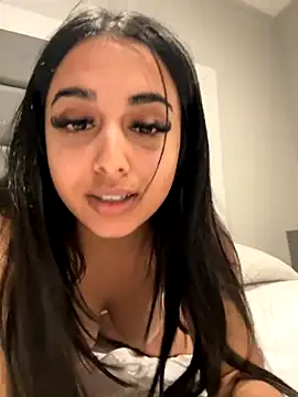 Snapshot of LilMisIndianx chatting on October 14, 2025, 6:58 am LilMisIndianx online show from October 14, 2025, 6:58 am