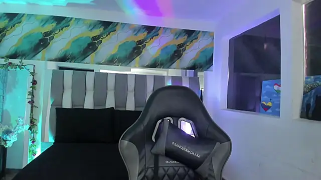 Adaara Rey online show from December 20, 2025, 7:39 pm