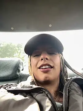 MaryAnneeXOO online show from April 3, 2026, 7:42 pm