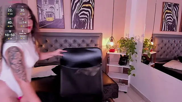 Snapshot of aisha_duque chatting on October 24, 2025, 7:46 pm aisha duque online show from October 24, 2025, 7:46 pm