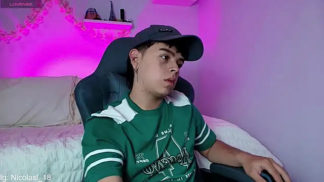 nico leroy online show from February 19, 2026, 8:17 pm