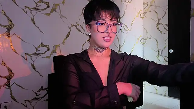 Snapshot of Rebeka-baker chatting on December 20, 2025, 12:30 pm Rebeka-baker online show from December 20, 2025, 12:30 pm