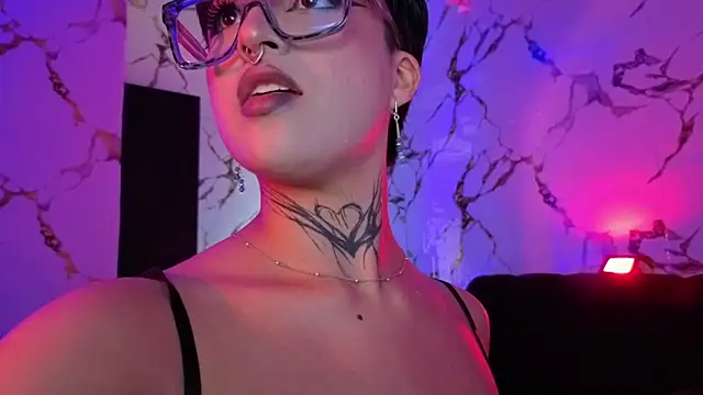 Snapshot of Rebeka-baker chatting on January 15, 2026, 2:31 pm Rebeka-baker online show from January 15, 2026, 2:31 pm