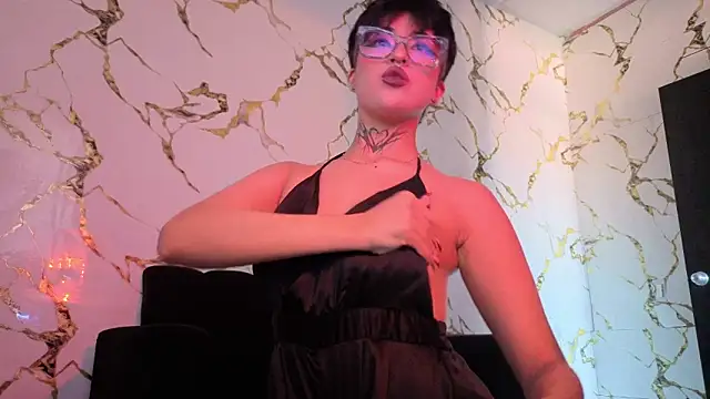 Snapshot of Rebeka-baker chatting on December 22, 2025, 1:33 pm Rebeka-baker online show from December 22, 2025, 1:33 pm