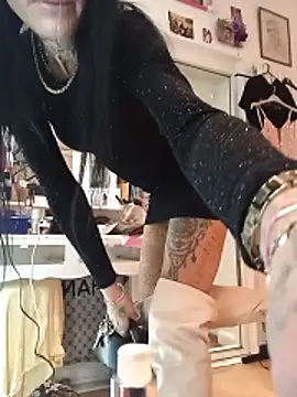 Tannedtattooed69 online show from April 18, 2026, 11:16 pm