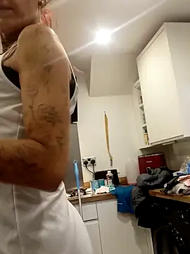 Snapshot of Tannedtattooed69 chatting on November 11, 2025, 8:09 am Tannedtattooed69 online show from November 11, 2025, 8:09 am