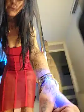 Snapshot of Tannedtattooed69 chatting on December 3, 2025, 9:03 pm Tannedtattooed69 online show from December 3, 2025, 9:03 pm