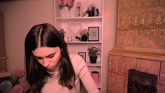 RosaRay  online show from April 7, 2026, 6:15 am