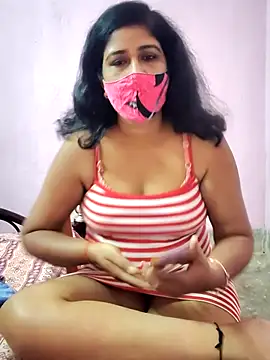 Snapshot of Rupali201 chatting on November 7, 2025, 4:06 am Rupali201 online show from November 7, 2025, 4:06 am