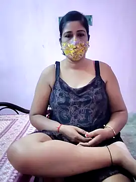 Snapshot of Rupali201 chatting on October 29, 2025, 4:11 am Rupali201 online show from October 29, 2025, 4:11 am