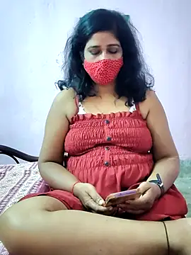 Snapshot of Rupali201 chatting on November 3, 2025, 4:28 am Rupali201 online show from November 3, 2025, 4:28 am