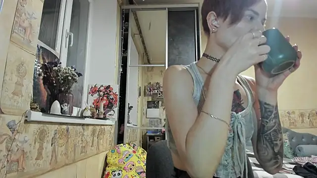 Snapshot of WatsonMi chatting on September 26, 2025, 4:14 pm WatsonMi online show from September 26, 2025, 4:14 pm