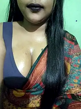 Snapshot of JIYA-04 chatting on September 23, 2025, 2:35 pm JIYA-04 online show from September 23, 2025, 2:35 pm