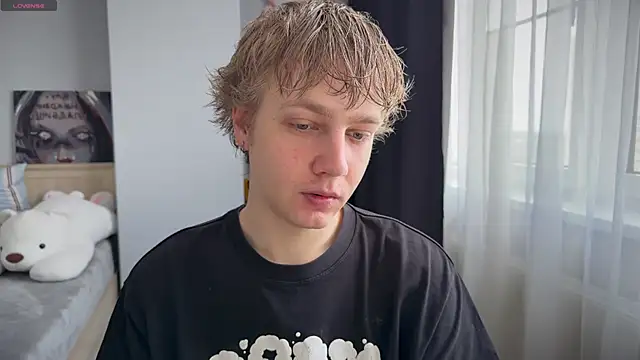 Snapshot of olivertasty chatting on June 30, 2026, 11:32 am olivertasty online show from June 30, 2026, 11:32 am