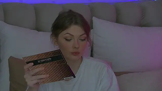 miamunn online show from October 23, 2025, 10:41 pm