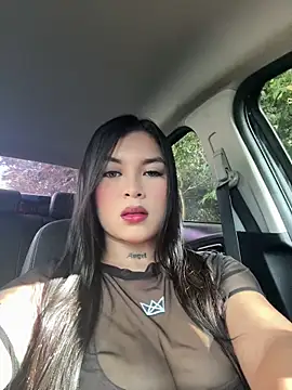 Snapshot of Skyy_Angel chatting on June 27, 2026, 8:59 pm Skyy Angel online show from June 27, 2026, 8:59 pm
