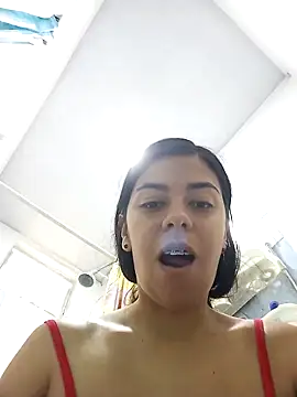 Snapshot of SharonDustLove chatting on December 5, 2025, 12:48 pm SharonDustLove online show from December 5, 2025, 12:48 pm