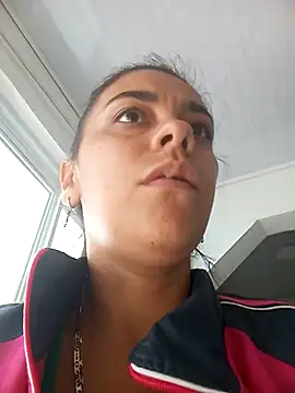 Snapshot of SharonDustLove chatting on October 23, 2025, 12:26 pm SharonDustLove online show from October 23, 2025, 12:26 pm