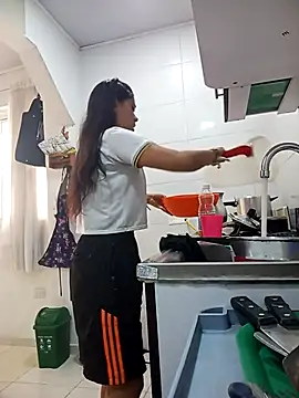 Snapshot of SharonDustLove chatting on November 6, 2025, 6:45 pm SharonDustLove online show from November 6, 2025, 6:45 pm