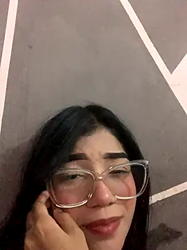 ElaRose 12 online show from November 11, 2025, 7:41 pm