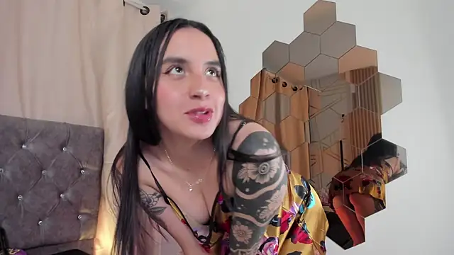 kaylee lee online show from January 13, 2026, 3:54 am