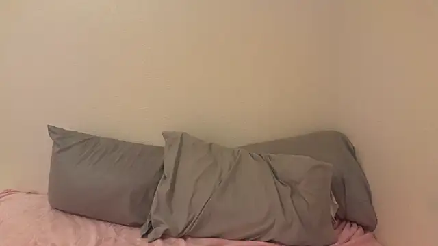 kykybaby4444 online show from April 12, 2026, 3:15 pm