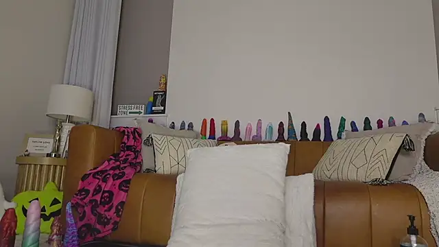 Snapshot of Taylorlove303 chatting on October 24, 2025, 10:14 am Taylorlove303 online show from October 24, 2025, 10:14 am