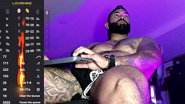 Snapshot of Max-prada chatting on May 16, 2026, 2:32 am Max-prada online show from May 16, 2026, 2:32 am