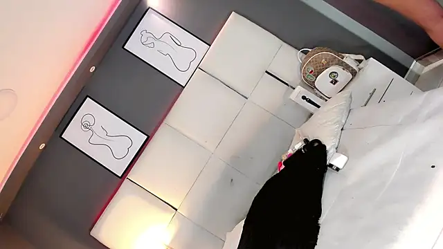 Snapshot of LiaFernandaa chatting on October 4, 2025, 12:50 pm LiaFernandaa online show from October 4, 2025, 12:50 pm