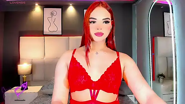 LiaFernandaa online show from February 12, 2026, 5:07 am