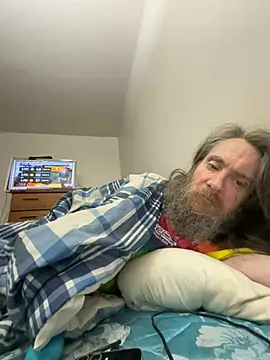 eager1975 online show from March 27, 2026, 11:11 am