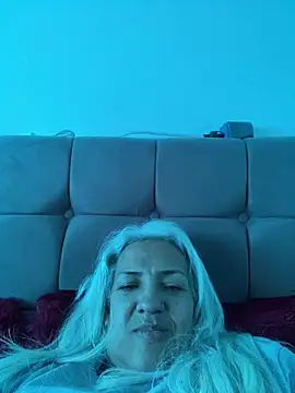 marilyn70 online show from April 25, 2026, 9:34 pm