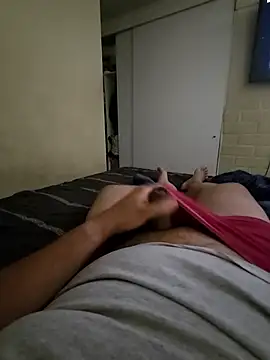 hotcower online show from October 25, 2025, 3:12 pm