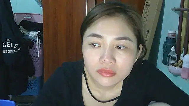 Uhem112 online show from December 2, 2025, 1:13 pm