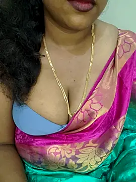 Snapshot of Anu_Reddy_10 chatting on September 18, 2025, 5:27 pm Anu Reddy 10 online show from September 18, 2025, 5:27 pm