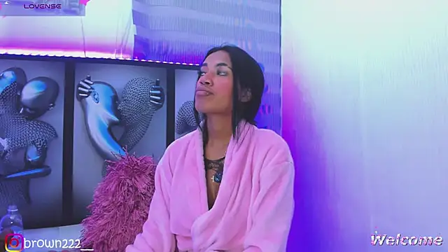 Snapshot of _naomibrown_ chatting on November 20, 2025, 5:08 am naomibrown online show from November 20, 2025, 5:08 am