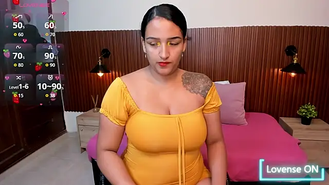 Snapshot of ElectraRose_ chatting on September 29, 2025, 12:00 pm ElectraRose online show from September 29, 2025, 12:00 pm