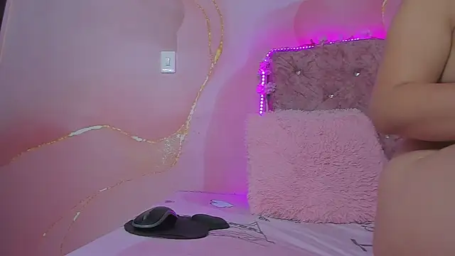 violet taylor  online show from January 9, 2026, 2:29 am