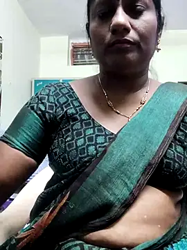 Snapshot of papukurty chatting on October 26, 2025, 1:11 pm papukurty online show from October 26, 2025, 1:11 pm