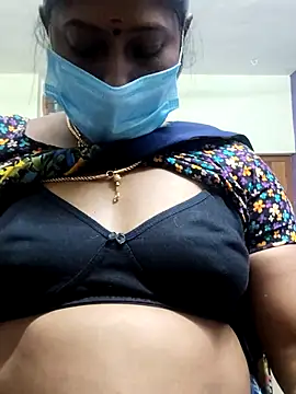 Snapshot of papukurty chatting on November 5, 2025, 1:03 pm papukurty online show from November 5, 2025, 1:03 pm