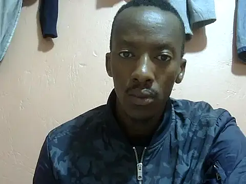 shadez94 online show from October 7, 2025, 4:13 am