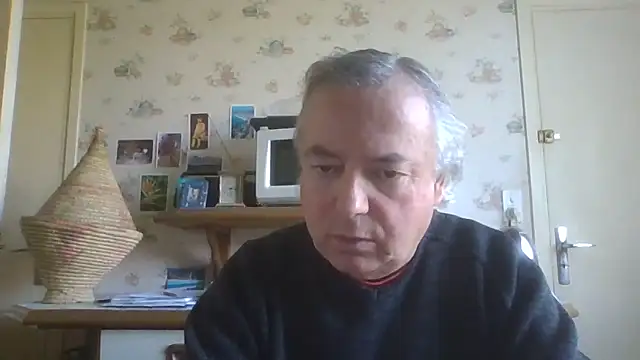 Snapshot of gegevincent chatting on April 17, 2026, 11:02 am gegevincent online show from April 17, 2026, 11:02 am