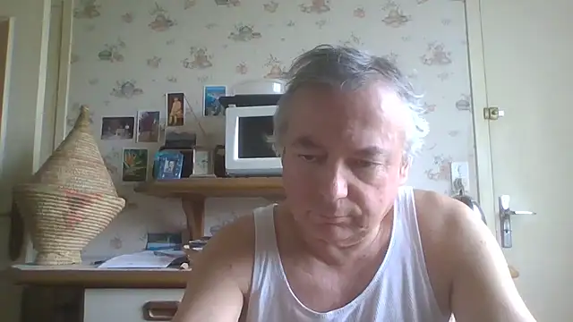 Snapshot of gegevincent chatting on April 28, 2026, 12:42 pm gegevincent online show from April 28, 2026, 12:42 pm