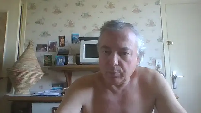 Snapshot of gegevincent chatting on April 7, 2026, 12:40 pm gegevincent online show from April 7, 2026, 12:40 pm