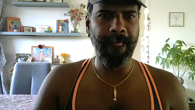 frenchblackc31 online show from March 2, 2026, 4:58 pm