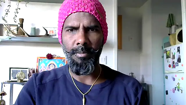 Snapshot of frenchblackc31 chatting on September 27, 2025, 9:04 am frenchblackc31 online show from September 27, 2025, 9:04 am