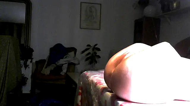 frenchblackc31 online show from February 3, 2026, 2:53 am